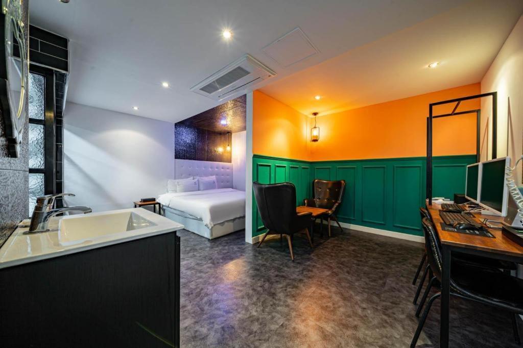 Gray Hotel Пусан Екстериор снимка