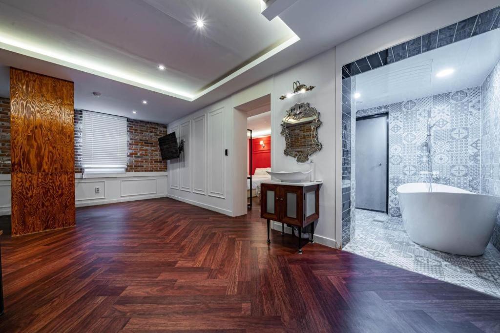 Gray Hotel Пусан Екстериор снимка
