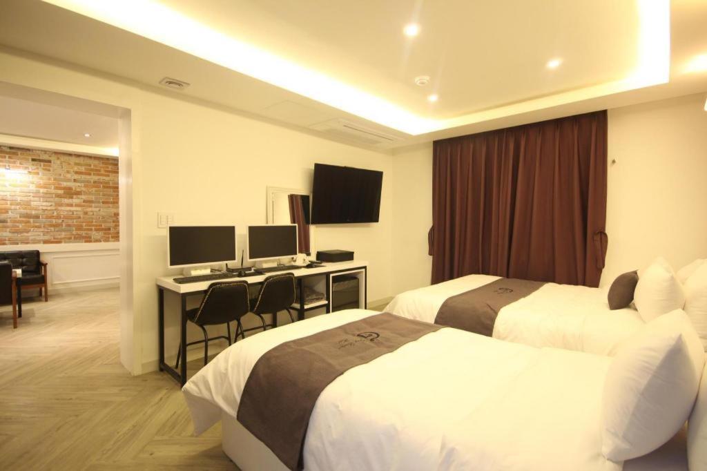 Gray Hotel Пусан Екстериор снимка